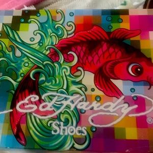 Size 7 grey very nice clogs